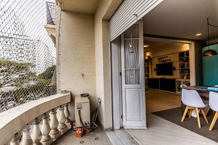 Apartamento à venda com 268m², 3 quartos e 1 vaga Apartamento à venda com 268m², 3 quartos e 1 vagaVaranda da sala