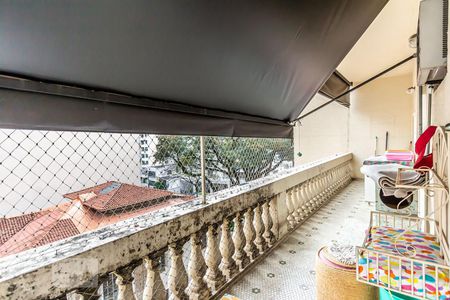 Apartamento à venda com 268m², 3 quartos e 1 vaga Apartamento à venda com 268m², 3 quartos e 1 vagaVaranda dos quartos