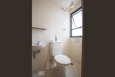 Apartamento para alugar com 140m², 3 quartos e 2 vagasBanheiro de Serviço