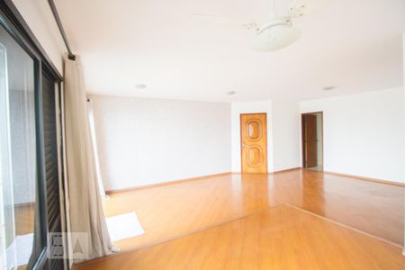 Sala de apartamento para alugar com 3 quartos, 140m² em Brooklin, São Paulo