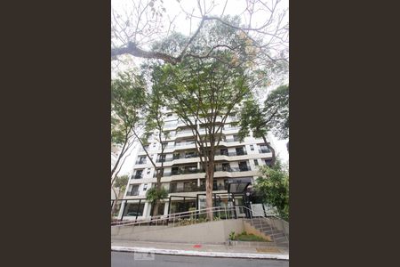 Apartamento para alugar com 140m², 3 quartos e 2 vagasFachada