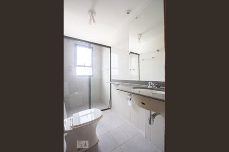 Apartamento para alugar com 140m², 3 quartos e 2 vagasBanheiro Suíte 1