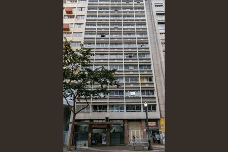 Apartamento à venda com 48m², 1 quarto e sem vagaFachada