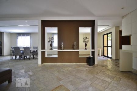 Apartamento à venda com 203m², 4 quartos e 4 vagasÁrea comum - Salão de festas