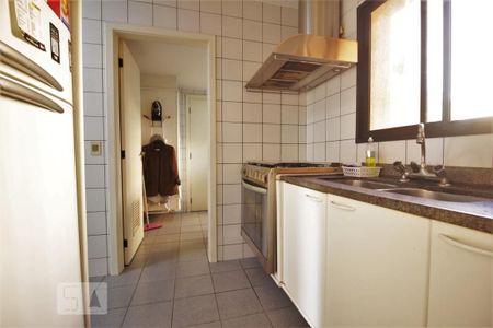 Apartamento à venda com 203m², 4 quartos e 4 vagasCozinha