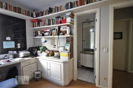 Apartamento à venda com 203m², 4 quartos e 4 vagasSuíte 3