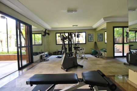 Apartamento à venda com 203m², 4 quartos e 4 vagasAcademia