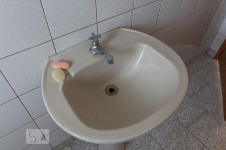 Casa à venda com 100m², 2 quartos e 2 vagasBanheiro