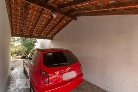 Casa à venda com 100m², 2 quartos e 2 vagasGaragem