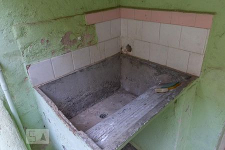 Casa à venda com 100m², 2 quartos e 2 vagasLavanderia