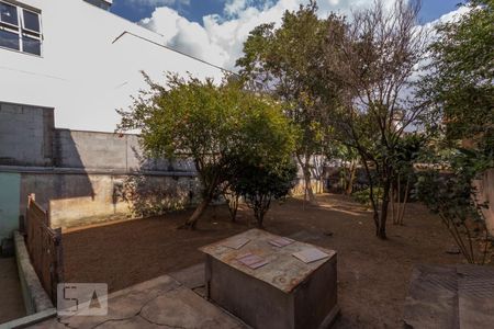 Casa à venda com 100m², 2 quartos e 2 vagasQuintal