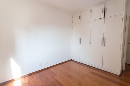 Apartamento à venda com 243m², 3 quartos e 2 vagasQuarto 1