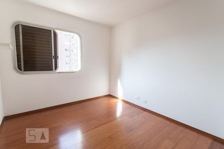 Apartamento à venda com 243m², 3 quartos e 2 vagasQuarto 1