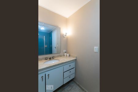 Apartamento à venda com 243m², 3 quartos e 2 vagasBanheiro Social