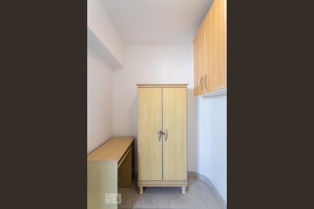 Apartamento à venda com 243m², 3 quartos e 2 vagasQuarto de Serviço