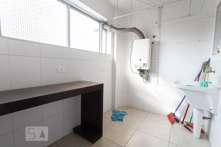 Apartamento à venda com 243m², 3 quartos e 2 vagasÁrea de Serviço