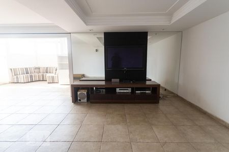 Apartamento à venda com 243m², 3 quartos e 2 vagasCobertura