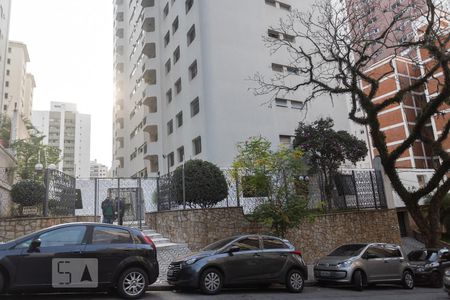 Apartamento à venda com 243m², 3 quartos e 2 vagasFachada