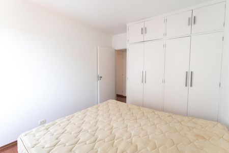Apartamento à venda com 243m², 3 quartos e 2 vagasQuarto 2