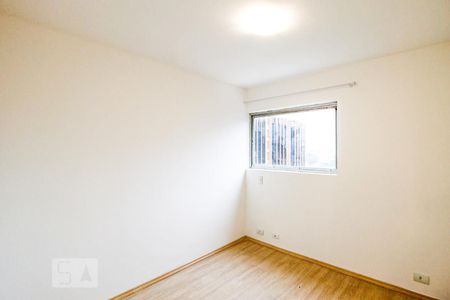 Apartamento para alugar com 76m², 2 quartos e 1 vagaQuarto 2