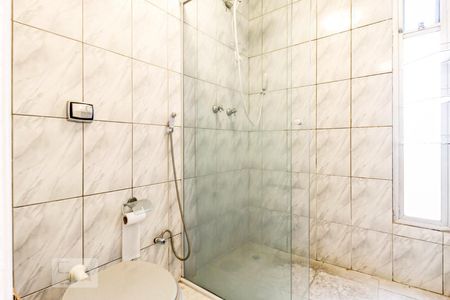 Apartamento para alugar com 76m², 2 quartos e 1 vagaBanheiro