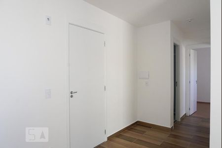 Sala de apartamento para alugar com 2 quartos, 44m² em Vila Nhocune, São Paulo