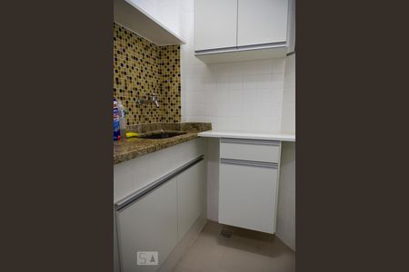 Cozinha de kitnet/studio para alugar com 1 quarto, 36m² em Copacabana, Rio de Janeiro