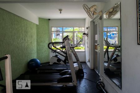 Apartamento para alugar com 72m², 3 quartos e 2 vagas Apartamento para alugar com 72m², 3 quartos e 2 vagasacademia