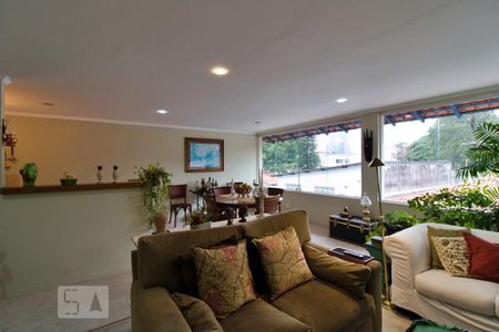 Casa para alugar com 350m², 3 quartos e 4 vagasSala Intima