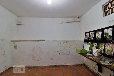 Casa para alugar com 350m², 3 quartos e 4 vagasSaletas Inferiores