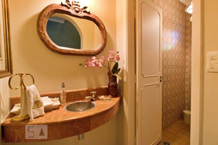 Casa para alugar com 350m², 3 quartos e 4 vagasLavabo