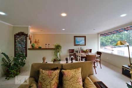 Casa para alugar com 350m², 3 quartos e 4 vagasSala Intima