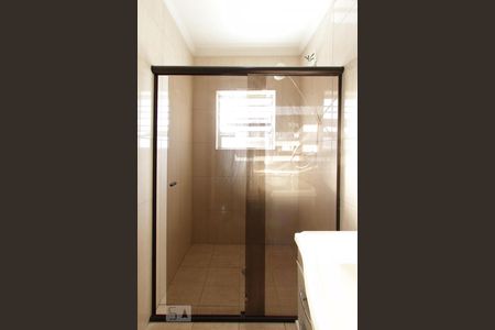 Casa à venda com 225m², 4 quartos e 2 vagasBanheiro 1 - box