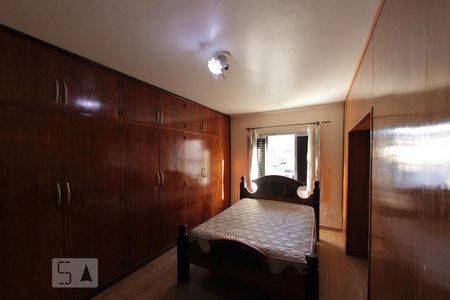 Casa à venda com 225m², 4 quartos e 2 vagasQuarto 4