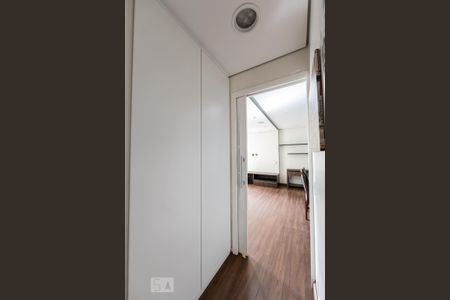 Corredor de apartamento para alugar com 2 quartos, 67m² em Chácara Califórnia, São Paulo
