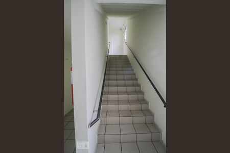 Apartamento para alugar com 50m², 2 quartos e 1 vagaEscada