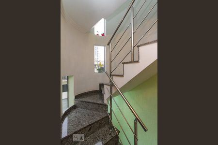 Escada de casa à venda com 3 quartos, 137m² em Vila Prudente, São Paulo