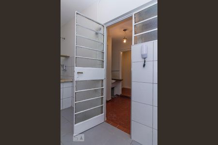 Apartamento para alugar com 64m², 1 quarto e sem vaga Apartamento para alugar com 64m², 1 quarto e sem vagaCozinha e Área de Serviço