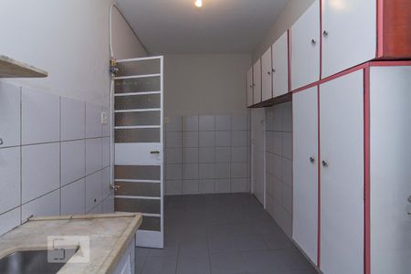 Apartamento para alugar com 64m², 1 quarto e sem vaga Apartamento para alugar com 64m², 1 quarto e sem vagaCozinha - Armários
