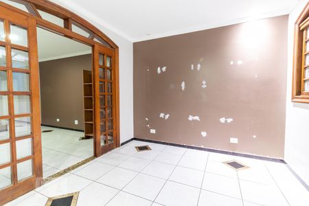 Sala de Estar de casa à venda com 5 quartos, 250m² em Jardim Ubirajara (zona Sul), São Paulo
