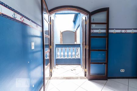 Casa à venda com 250m², 5 quartos e 2 vagas Casa à venda com 250m², 5 quartos e 2 vagasQuarto 3 Detalhe