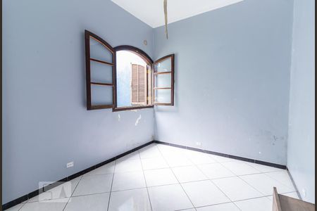 Casa à venda com 250m², 5 quartos e 2 vagas Casa à venda com 250m², 5 quartos e 2 vagasQuarto 2