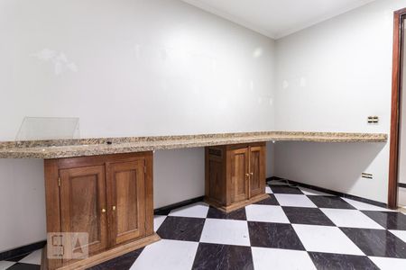 Casa à venda com 250m², 5 quartos e 2 vagas Casa à venda com 250m², 5 quartos e 2 vagasQuarto 1 Detalhe