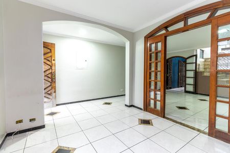 Sala de Estar de casa à venda com 5 quartos, 250m² em Jardim Ubirajara (zona Sul), São Paulo