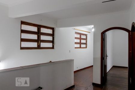 Casa para alugar com 480m², 4 quartos e 4 vagasCorredor dos Quartos