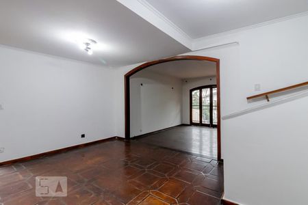 Hall de Entrada de casa para alugar com 4 quartos, 480m² em Vila Monumento, São Paulo