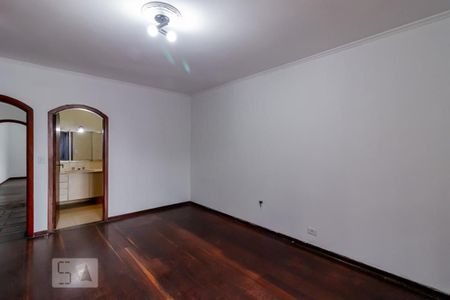 Casa para alugar com 480m², 4 quartos e 4 vagasSuíte
