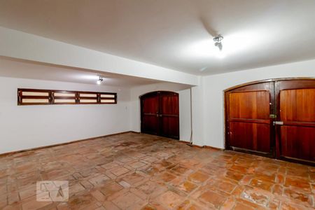 Casa para alugar com 480m², 4 quartos e 4 vagasGaragem Fechada