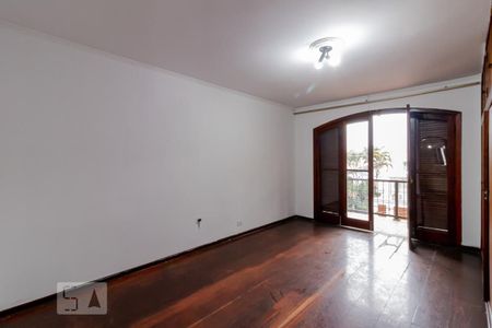 Casa para alugar com 480m², 4 quartos e 4 vagasSuíte