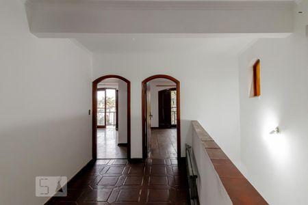 Casa para alugar com 480m², 4 quartos e 4 vagasCorredor dos Quartos